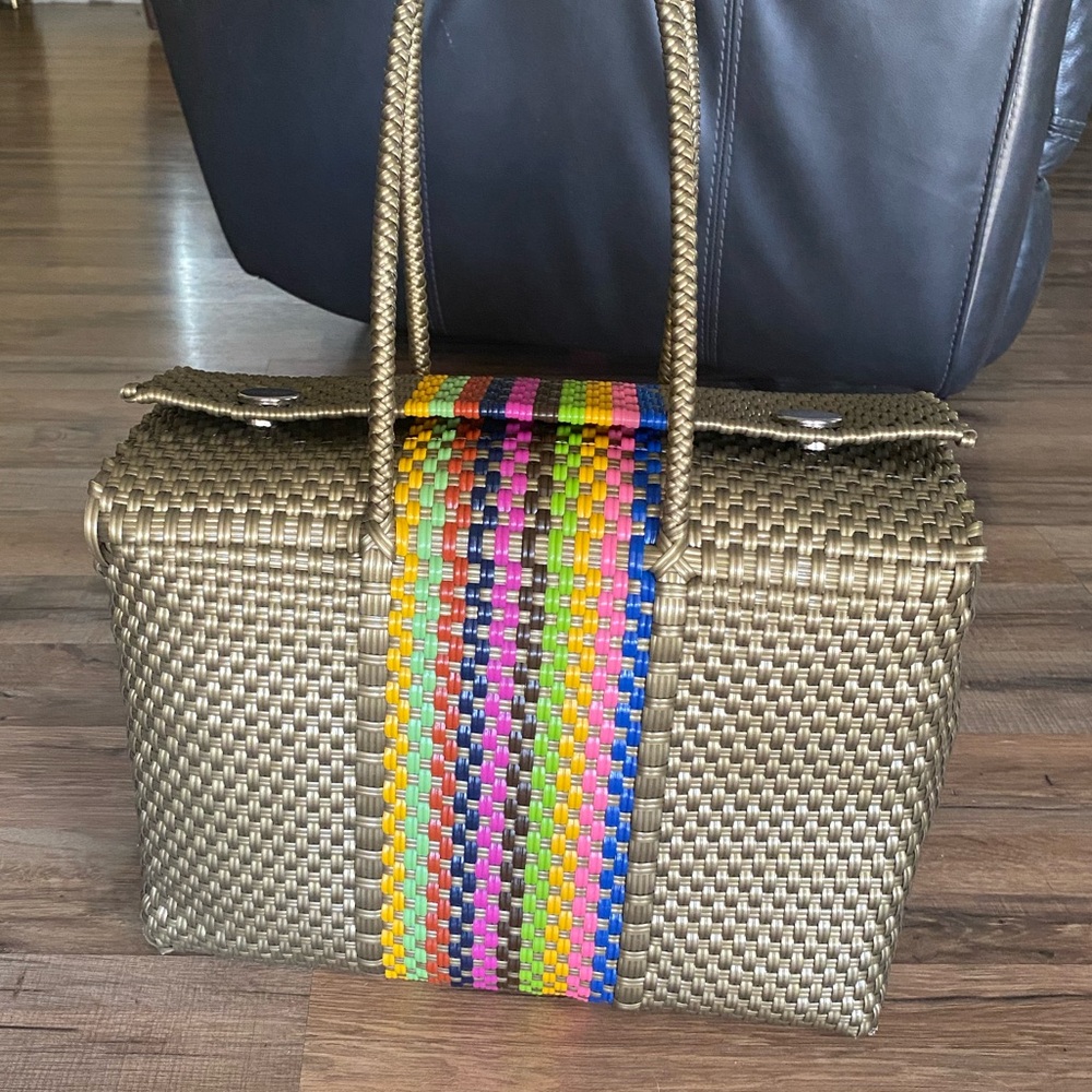 NWOT Mexi Mexi striped woven bag